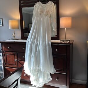 NWT stunning Mingda wedding gown bohemian style!!